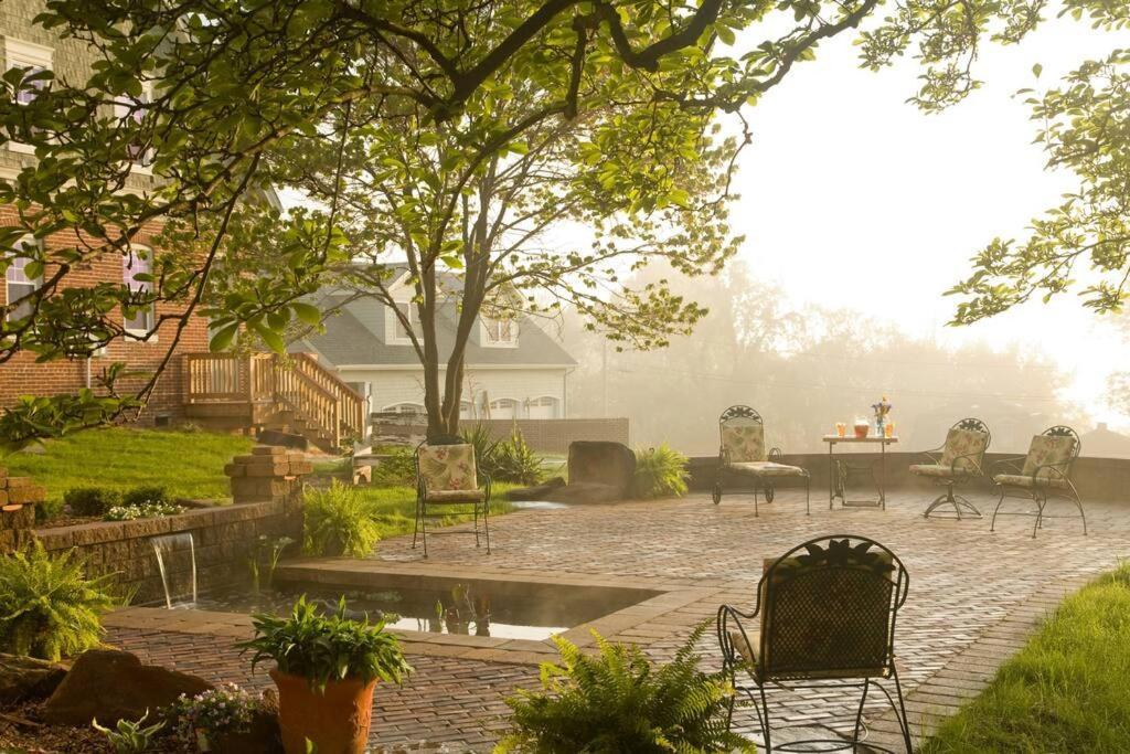 Peaceful Easy Feelings - King Sized Bed - Sleeps 2 Apartment Lynchburg Exterior foto